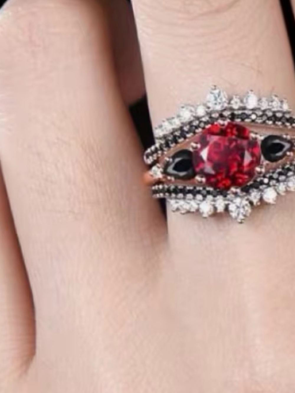 Elegant Red Crystal & Black Accent Ring - Women's Fashion Jewelry